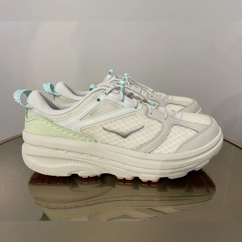 Hoka Bondi B3‎ Oat Milk Sneakers Men's 13 Women's 14 NWOB